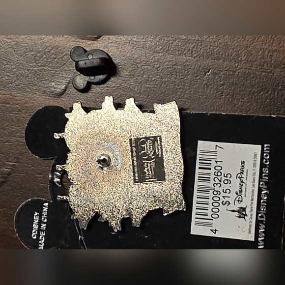 Rare Disney Toy Story Family Aliens pin - Picture 2 of 3